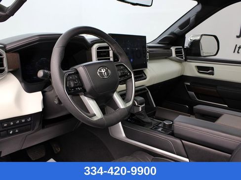 Used 2025 Toyota Sequoia Capstone image 16