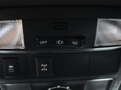 Used 2017 Toyota Tacoma TRD Pro AWD/4WD image 29