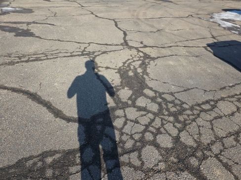 Certified 2020 Ford Explorer XLT w/ Equipment Group 202A image 11