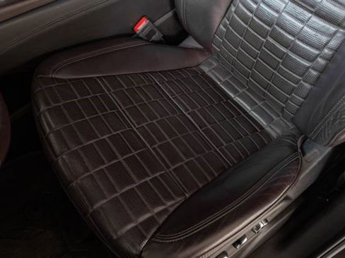 Certified 2023 Cadillac Escalade ESV Sport Platinum w/ LPO, ONYX Package image 25