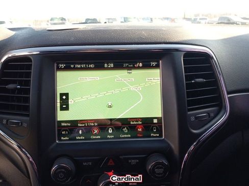 Used 2018 Jeep Grand Cherokee Altitude image 33