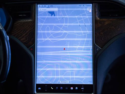 Used 2019 Tesla Model S Long Range image 19