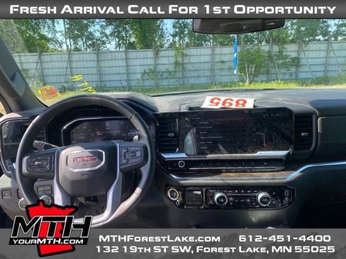 Used 2024 GMC Sierra 1500 Elevation w/ Elevation Premium Package AWD/4WD image 11