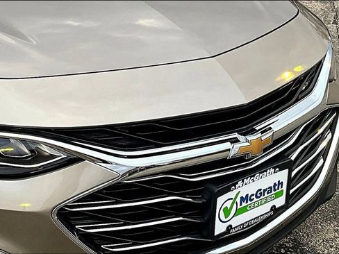 Used 2024 Chevrolet Malibu LT image 32