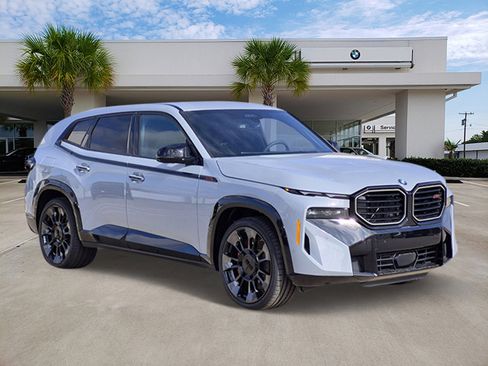 New 2026 BMW XM Label Red image 3