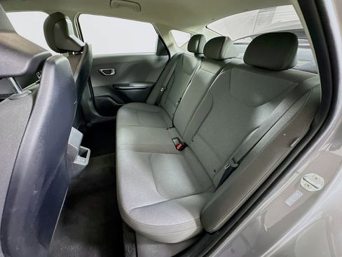 Used 2025 Kia K4 LXS image 26