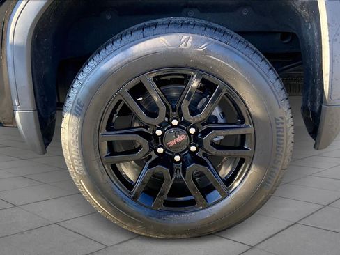 Used 2020 GMC Sierra 1500 Elevation w/ Elevation Value Package image 11