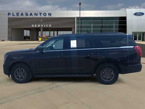 Certified 2025 Ford Expedition Max Active RWD image 2