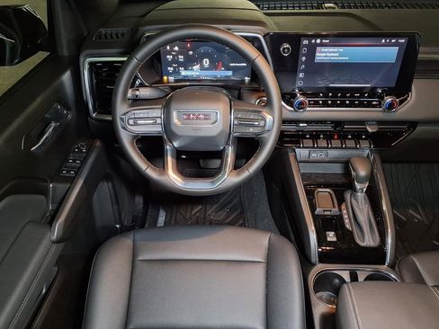 New 2026 GMC Canyon Elevation w/ Convenience Package RWD image 14