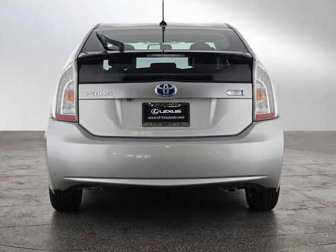 Used 2015 Toyota Prius Prime Advanced FWD image 4