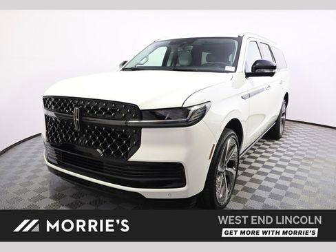 New 2026 Lincoln Navigator L Black Label AWD/4WD image 1