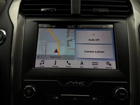 Used 2019 Ford Fusion SE FWD image 29
