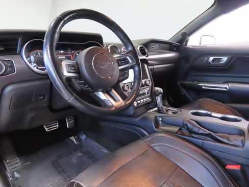 Used 2020 Ford Mustang GT Premium w/ GT Performance Package RWD image 13