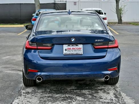 Used 2021 BMW 330i Sedan w/ Driving Assistance Package image 5