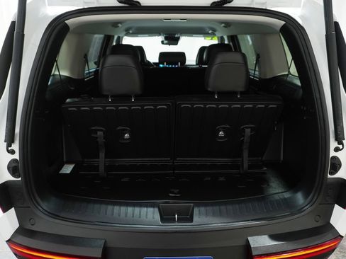 Certified 2026 Hyundai Santa Fe SEL AWD/4WD image 9