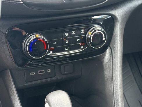 Used 2023 Buick Encore GX Preferred w/ Cold Weather Comfort Package FWD image 18