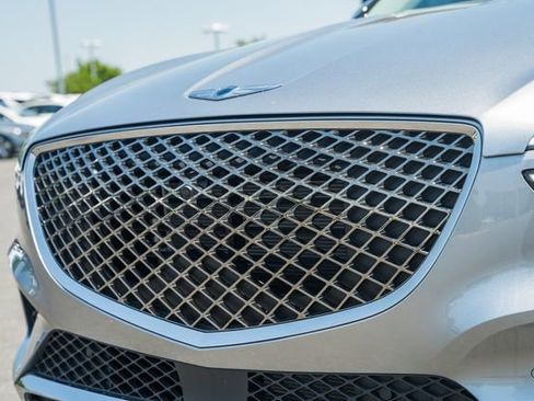 Used 2024 Genesis GV70 2.5T w/ Advanced Package AWD/4WD image 12