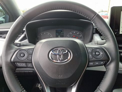 Used 2024 Toyota Corolla SE image 18