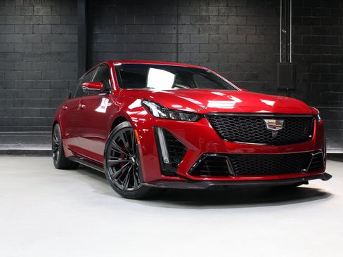 Used 2024 Cadillac CT5 V Blackwing w/ Carbon Fiber Package 2 RWD image 11