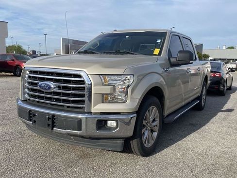 Used 2017 Ford F150 XLT w/ Equipment Group 302A Luxury image 3