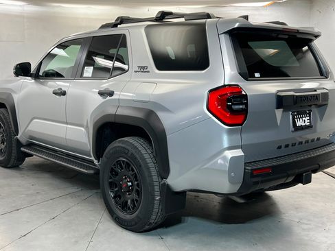 New 2026 Toyota 4Runner TRD Off-Road Premium AWD/4WD image 3