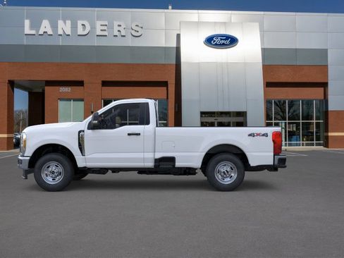 New 2026 Ford F250 XL image 3