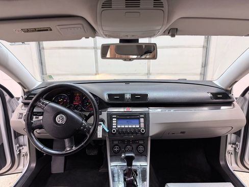 Used 2007 Volkswagen Passat 2.0T image 23