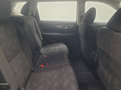 Used 2015 Nissan Rogue S AWD/4WD image 19