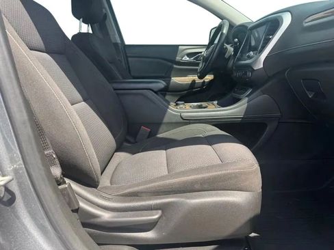 Used 2021 GMC Acadia SLE w/ Driver Convenience Package FWD image 12