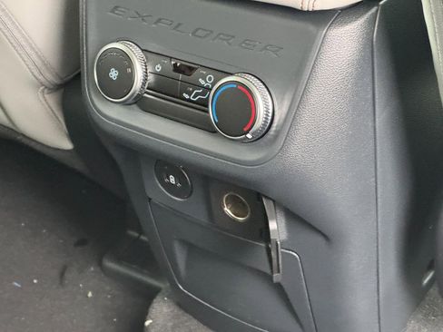 New 2026 Ford Explorer Active w/ Active Comfort Package image 11