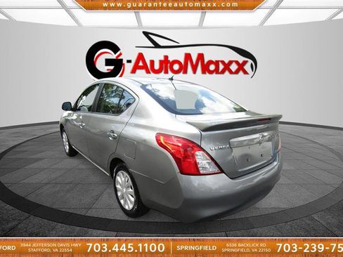 Used 2013 Nissan Versa SV w/ Convenience Pkg image 7