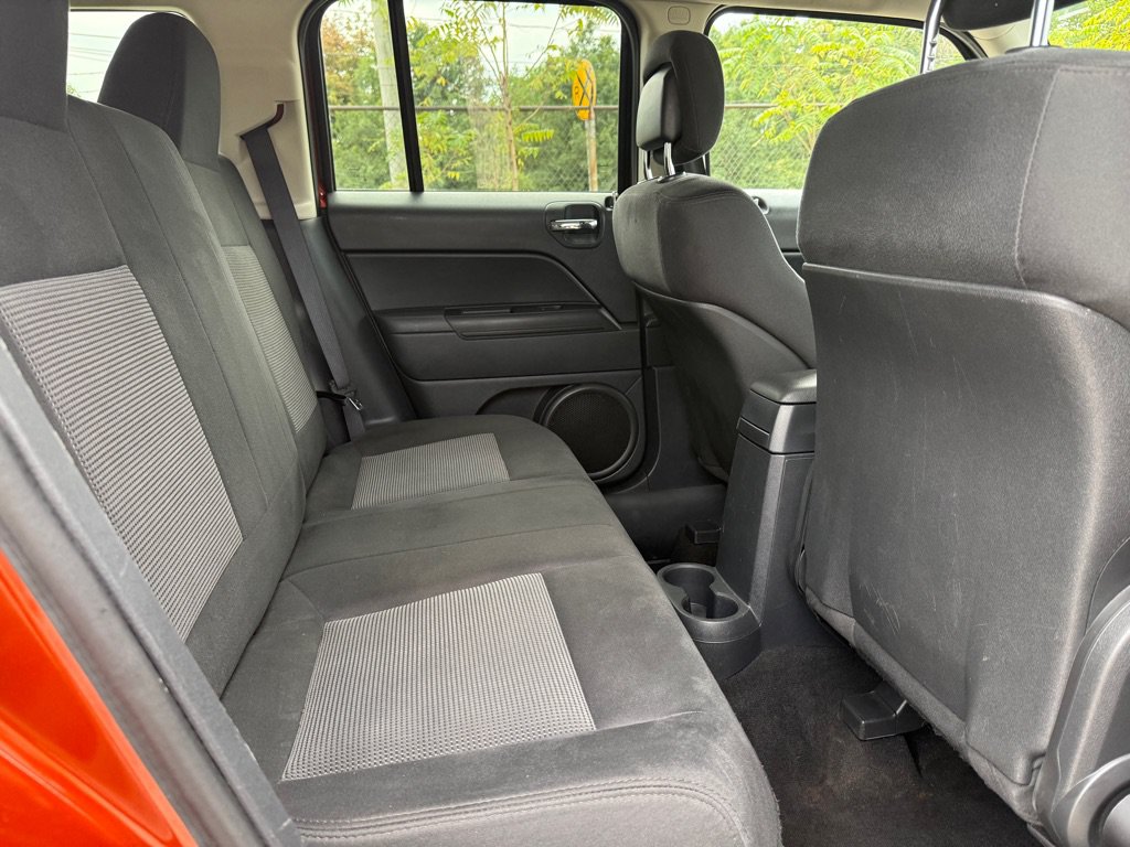Used 2012 Jeep Patriot Latitude AWD/4WD image 8