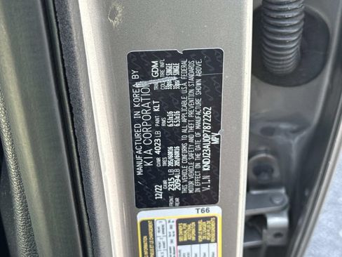 Used 2023 Kia Soul LX FWD image 31