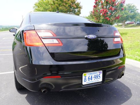 Used 2016 Ford Taurus Police Interceptor AWD image 7