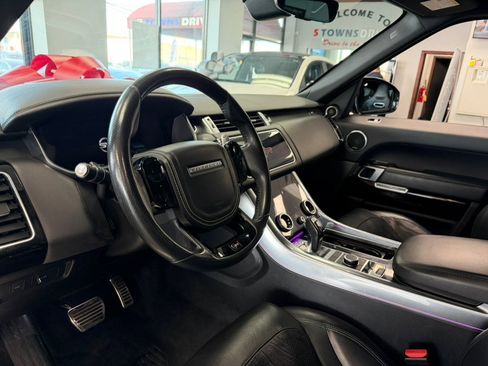 Used 2019 Land Rover Range Rover Sport SVR image 25