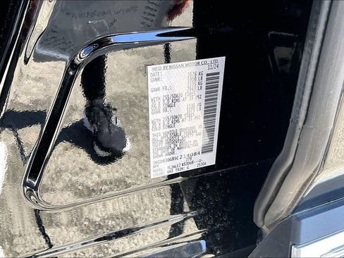 Certified 2025 Nissan Pathfinder Platinum w/ Cargo Package image 16