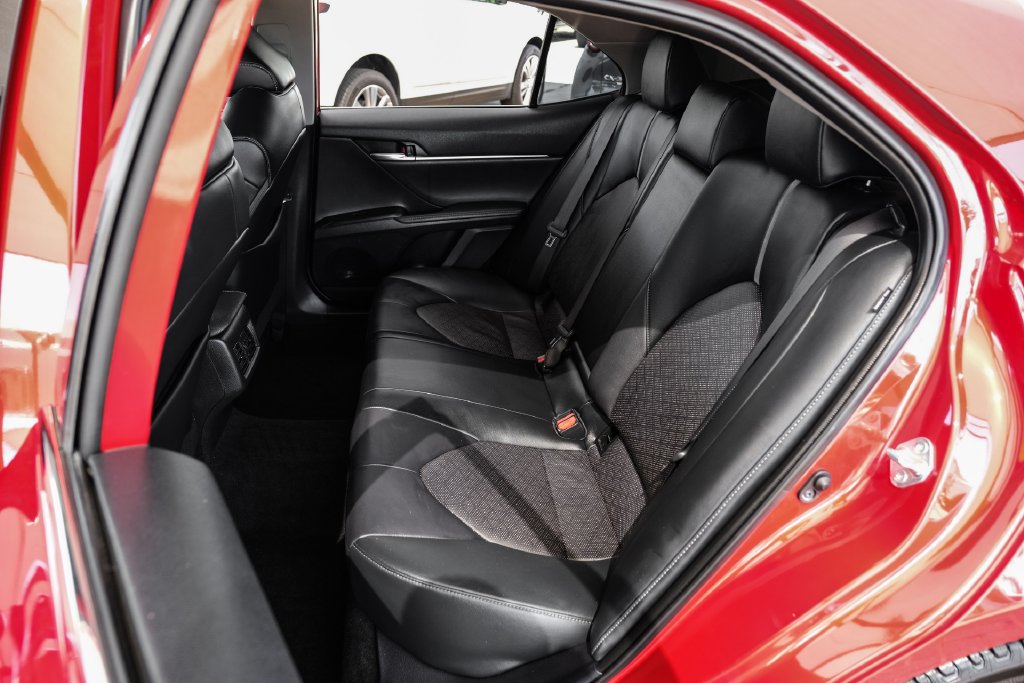 Used 2022 Toyota Camry XSE FWD image 44