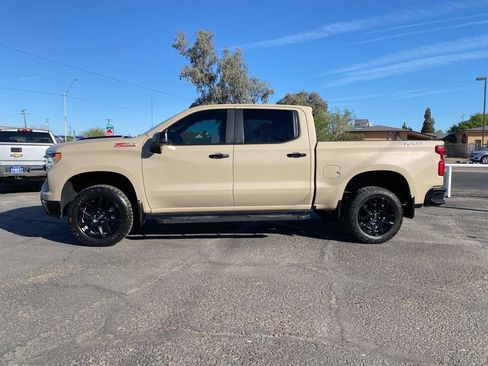 Used 2022 Chevrolet Silverado 1500 LT Trail Boss image 3