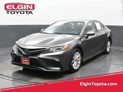 Used 2024 Toyota Camry LE image 1
