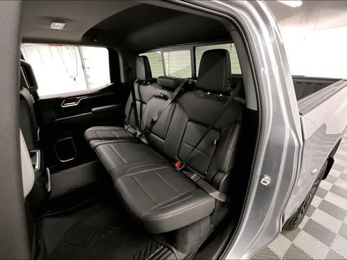Used 2024 Chevrolet Silverado 1500 RST AWD/4WD image 25