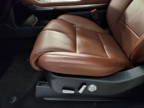 Used 2025 Lincoln Navigator Reserve image 25