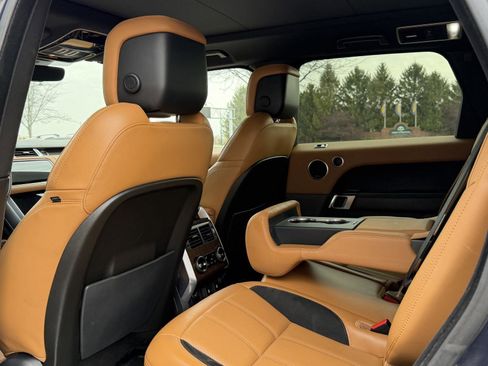 Used 2019 Land Rover Range Rover Sport Supercharged image 40