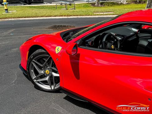 Used 2021 Ferrari F8 Tributo image 50