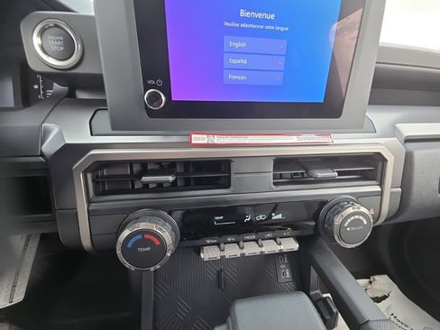 Used 2026 Toyota 4Runner SR5 AWD/4WD image 18