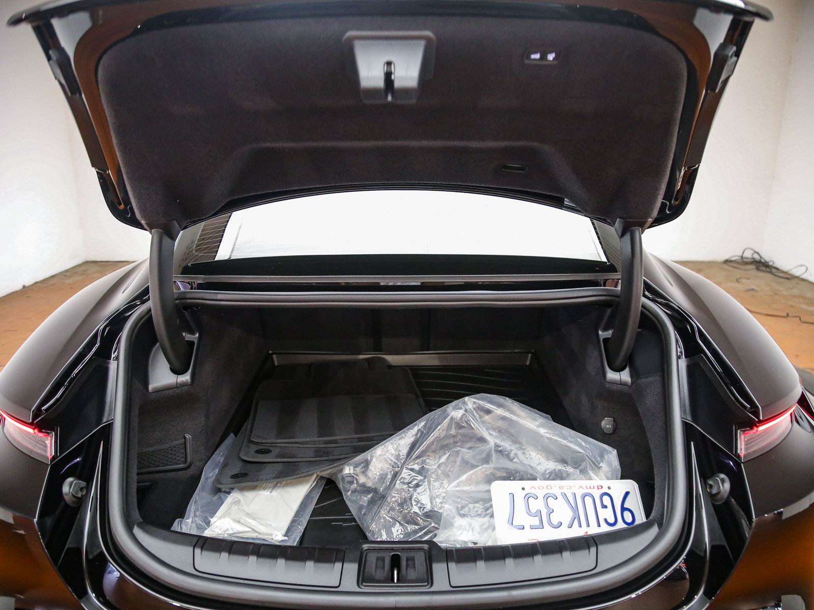 Certified 2023 Porsche Taycan RWD image 30
