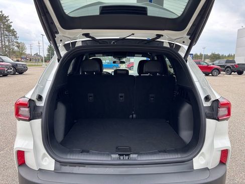 Used 2025 Ford Escape ST-Line w/ Tech Pack #1 AWD/4WD image 16