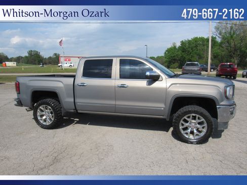 Used 2017 GMC Sierra 1500 SLT w/ SLT Premium Package image 17