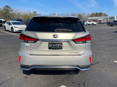 Used 2020 Lexus RX 350L Luxury w/ Accessory Package image 15