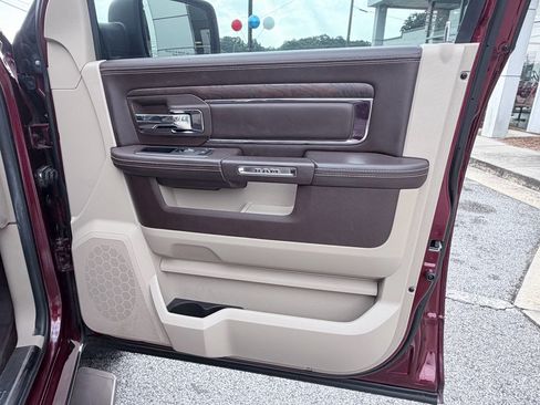 Used 2018 RAM 1500 Laramie Longhorn RWD image 31