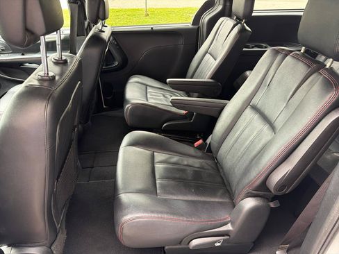 Used 2019 Dodge Grand Caravan GT FWD image 15
